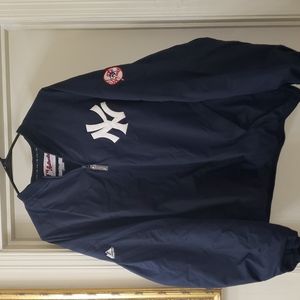 New York Yankees  Pull Over